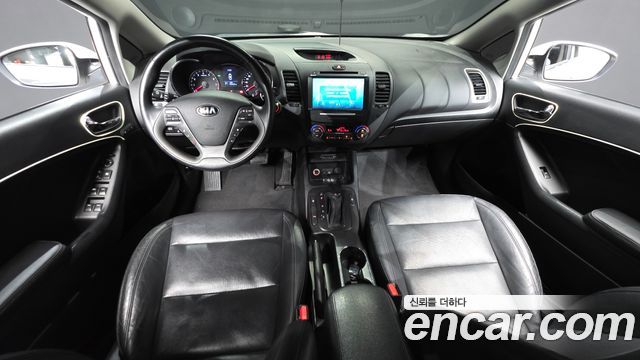 Kia K3 2014 — photo 7
