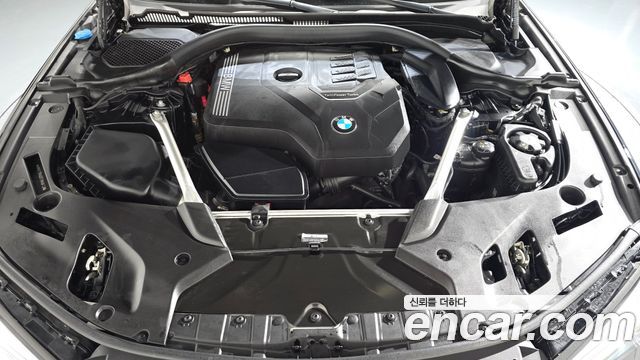 BMW 5-Series 2023 — photo 6