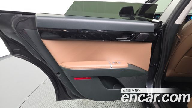Hyundai Grandeur 2023 — photo 15