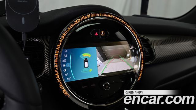 Mini Cooper 2023 — photo 19