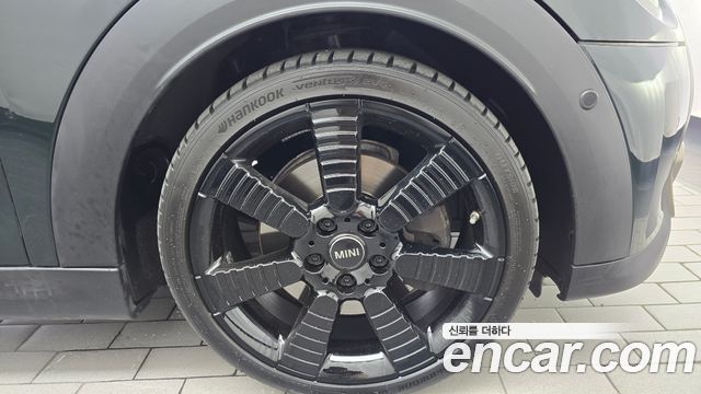 Mini Cooper 2023 — photo 7