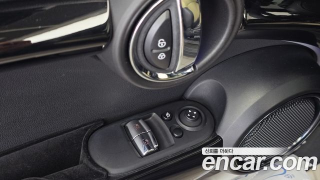 Mini Cooper 2023 — photo 28