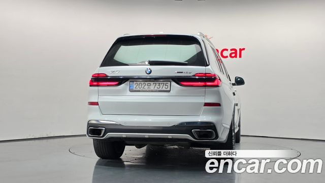 BMW X7 2025 — photo 4