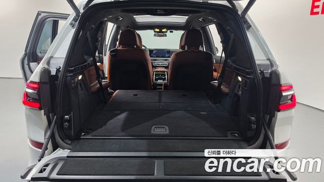 BMW X7 2025 — photo 25