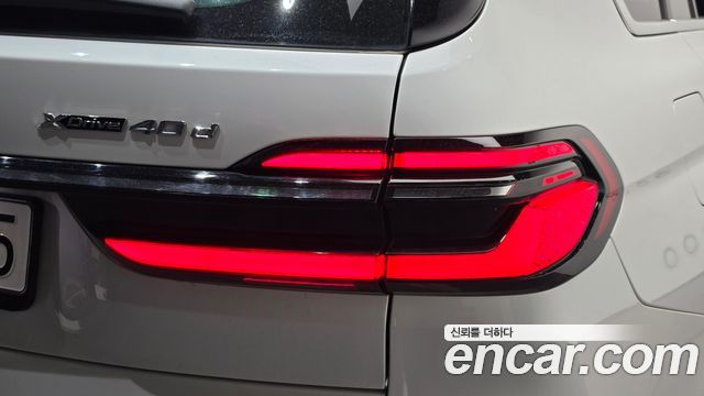 BMW X7 2025 — photo 9