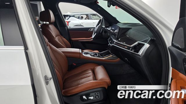 BMW X7 2025 — photo 16