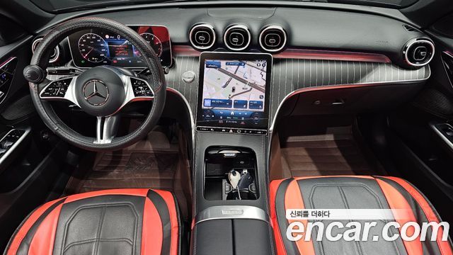 Mercedes-Benz C-Class 2024 — photo 10