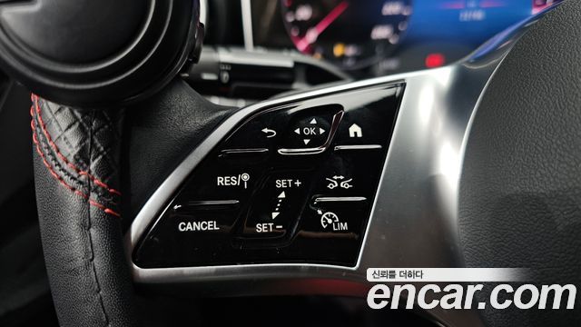 Mercedes-Benz C-Class 2024 — photo 18