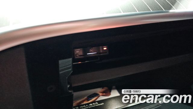Mercedes-Benz C-Class 2024 — photo 29