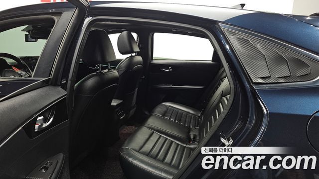Kia K3 2019 — photo 18