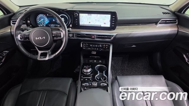 Kia K5 2022 — photo 10