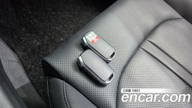 Kia K5 2022 — photo 21