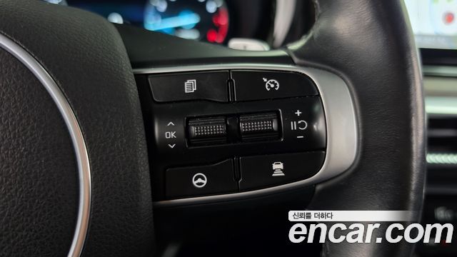 Kia K5 2022 — photo 22