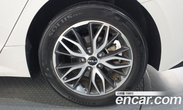 Kia K5 2022 — photo 7