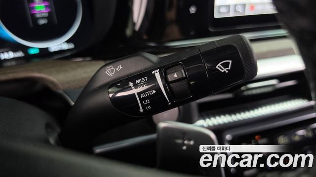 Kia K5 2022 — photo 27