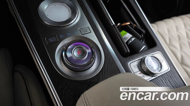 Genesis GV80 2020 — photo 12