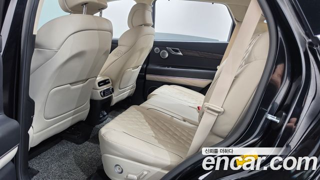 Genesis GV80 2020 — photo 17