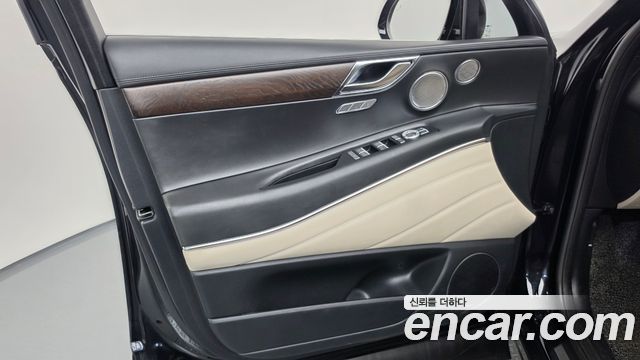Genesis GV80 2020 — photo 14