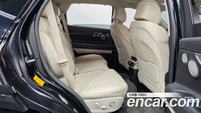 Genesis GV80 2020 — photo 27