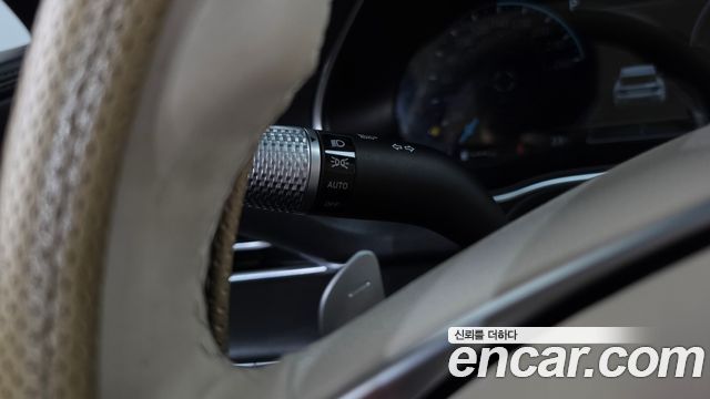 Genesis GV80 2020 — photo 30