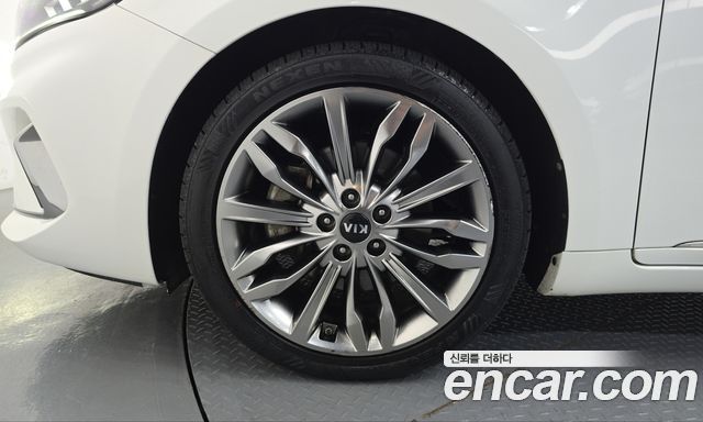 Kia K7 2020 — photo 5