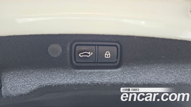 Kia K7 2020 — photo 21