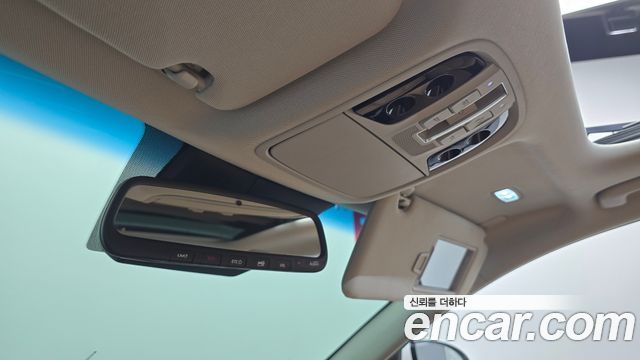 Kia K7 2020 — photo 23