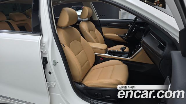 Kia K7 2020 — photo 16
