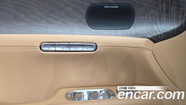 Genesis G90 2023 — photo 12