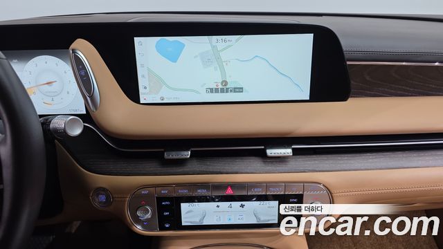 Genesis G90 2023 — photo 14