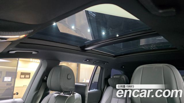 Mercedes-Benz GLS-Class 2023 — photo 24