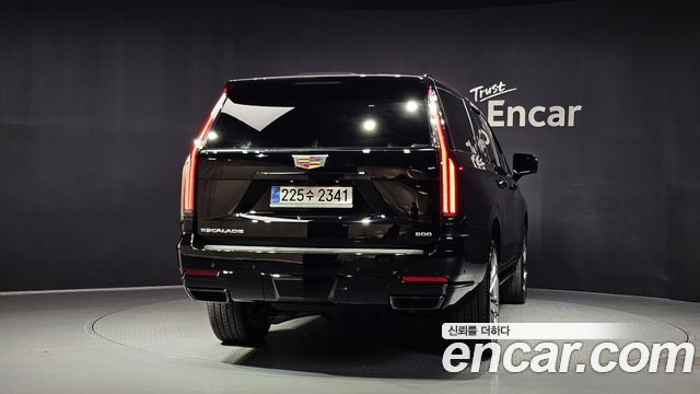 Cadillac Escalade 2025 — photo 4