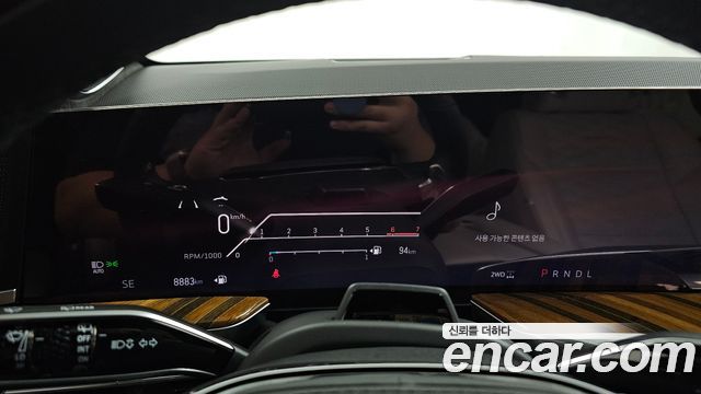 Cadillac Escalade 2025 — photo 11