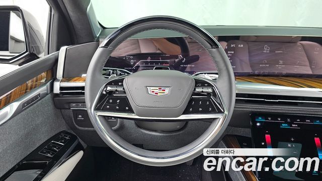 Cadillac Escalade 2025 — photo 19