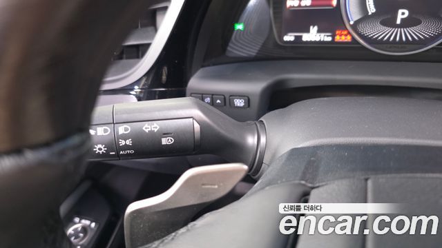 Lexus ES 2024 — photo 35