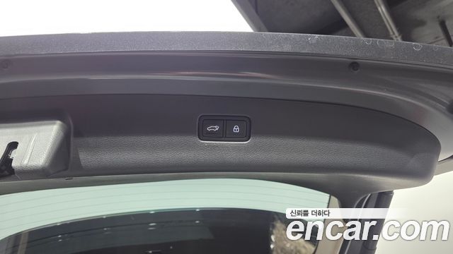 Genesis GV80 2020 — photo 23
