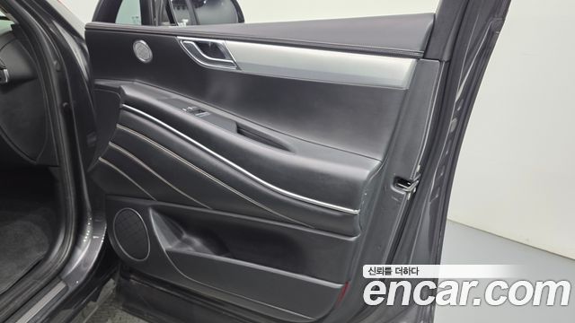 Genesis GV80 2020 — photo 14