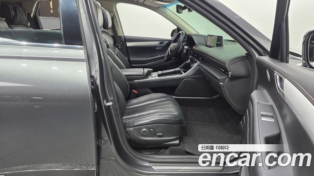 Genesis GV80 2020 — photo 16