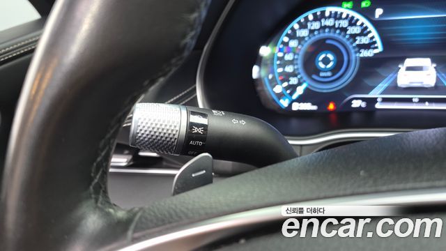 Genesis GV80 2020 — photo 28