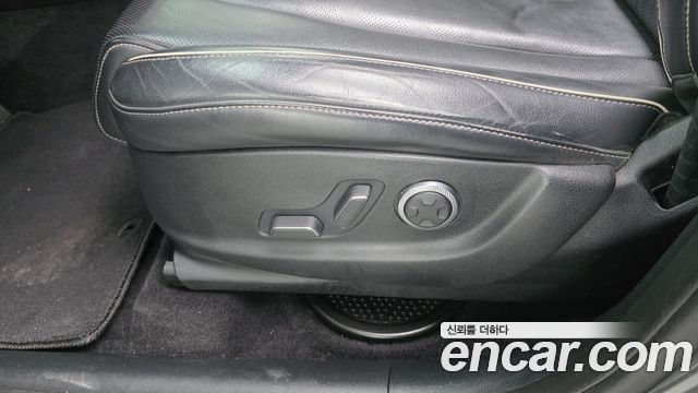 Genesis GV80 2020 — photo 31