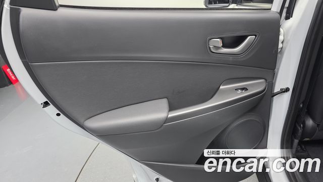 Hyundai Kona 2018 — photo 15