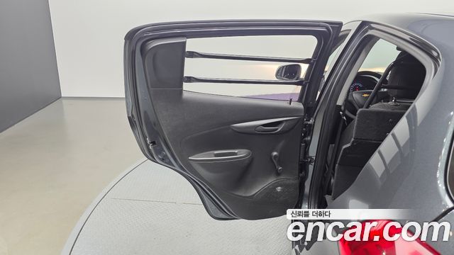 Chevrolet Korea Spark 2019 — photo 15