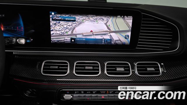 Mercedes-Benz GLE-Class 2025 — photo 18