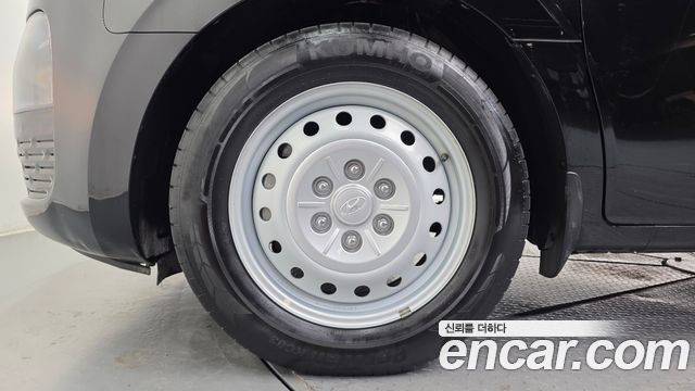 Hyundai Staria 2022 — photo 5