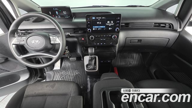 Hyundai Staria 2022 — photo 7