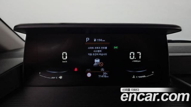Hyundai Staria 2022 — photo 8