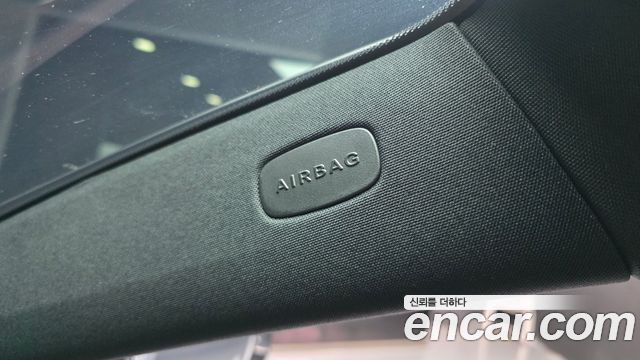 Mercedes-Benz E-Class 2022 — photo 30