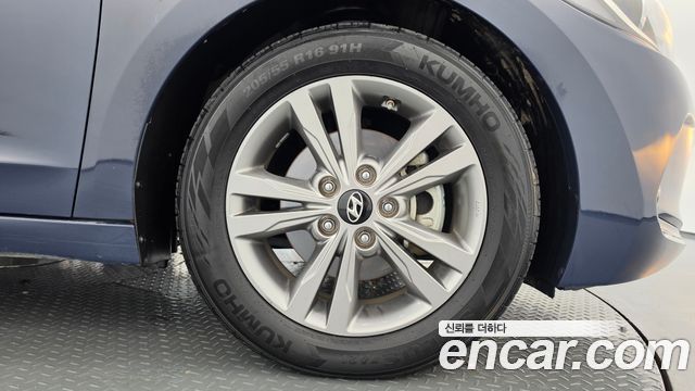 Hyundai AVANTE 2016 — photo 7