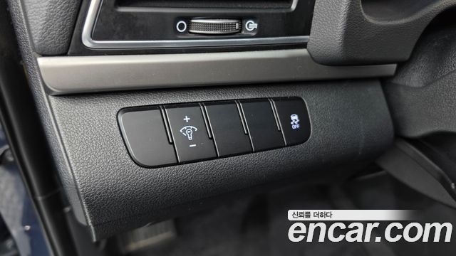 Hyundai AVANTE 2016 — photo 28