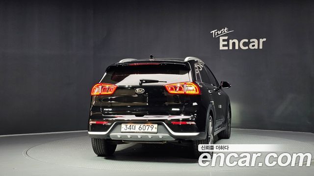 Kia Niro 2018 — photo 4